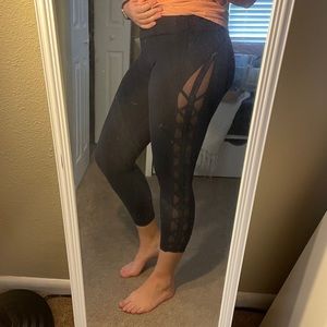 Lululemon Leggings Black with Side Detailing